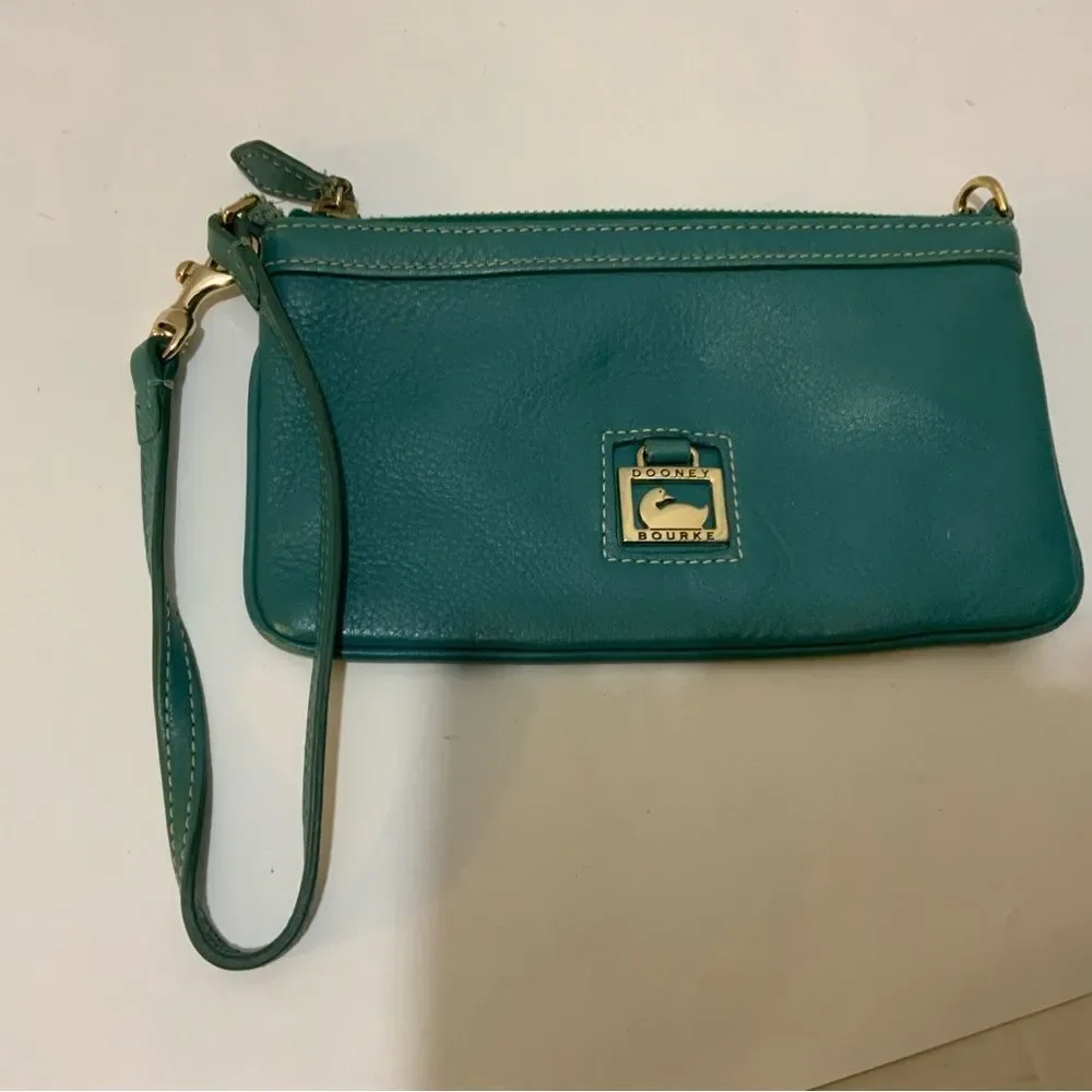 DOONEY & BOURKE TURQUOISE BLUE GREEN MINI WALLET PEBBLED LEATHER WRISTLET